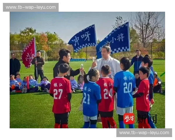 绿茵激战，剑指荣耀：卓尔毅腾，逐梦之路